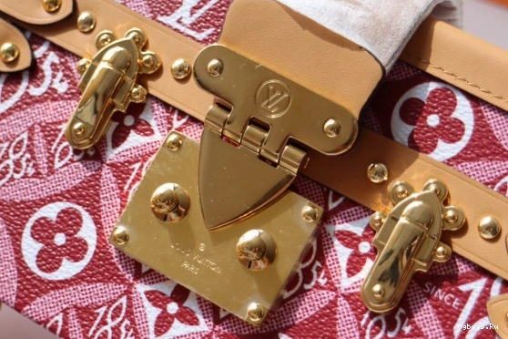 SINCE MALLE LOUIS VUITTON 1854 PETITE 0119